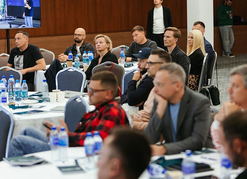 Модная одежда: парадокс экономических циклов